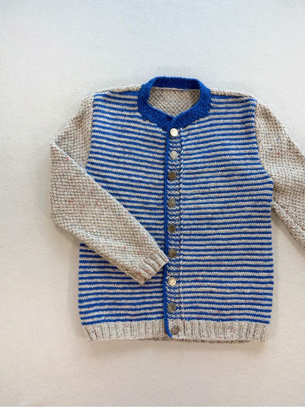 Handmade 100% Wool Cardigan Antique Buttons Est. Medium - Picture 3 of 7